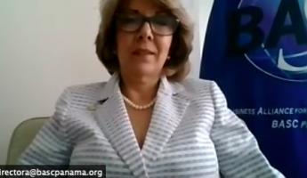 Momentos durante la Firma por los Señores, Giovanni Ferrari, Gerente de ZLC, Giomar González, Directora Ejecutiva de BASC Panamá y Fermín Cuza, Presidente Internacional de World BASC Organization.